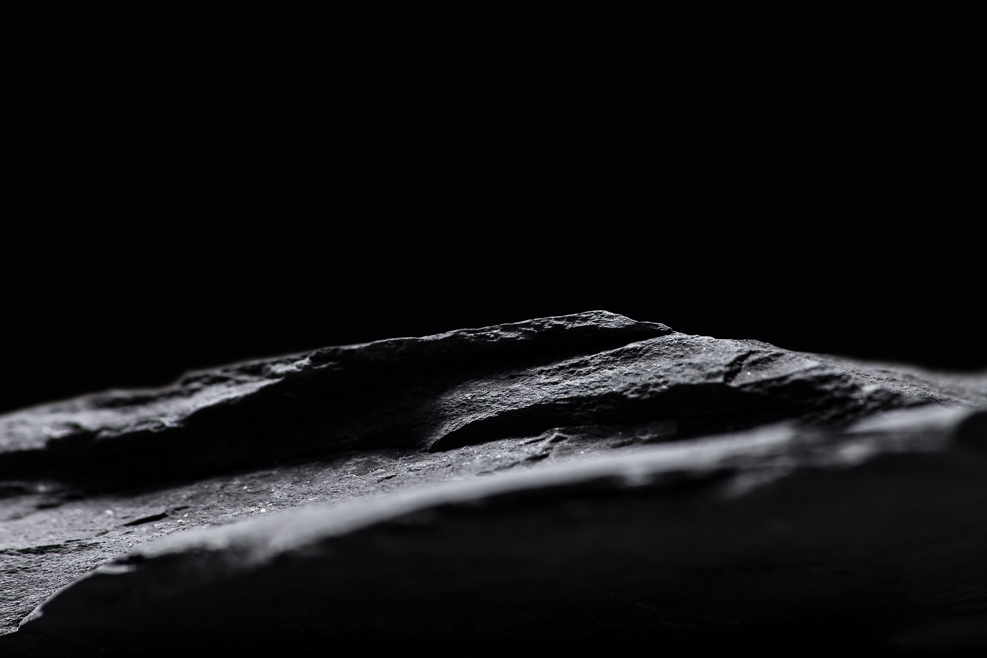 Read more about the article US successfully lands on moon for first time in half-century with private robot spacecraft
